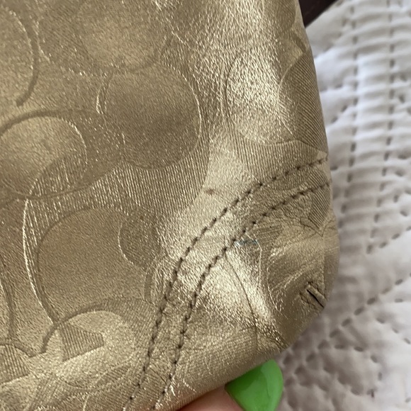 Coach wristlet - Picture 4 of 5